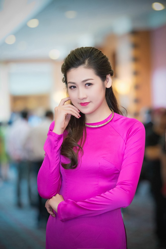 Ngọc Hân rạng rỡ làm giám khảo Hoa hậu Việt Nam 2014 - ảnh 7