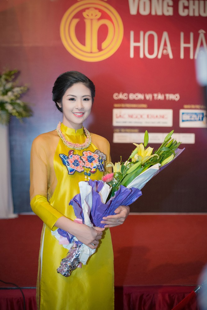 Ngọc Hân rạng rỡ làm giám khảo Hoa hậu Việt Nam 2014 - ảnh 3