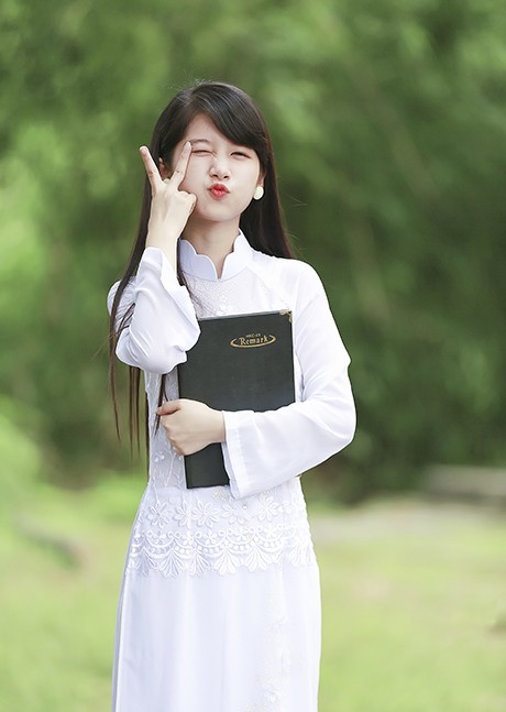 Nữ sinh Thái Nguyên xinh xắn “trong veo” gây sốt - ảnh 4
