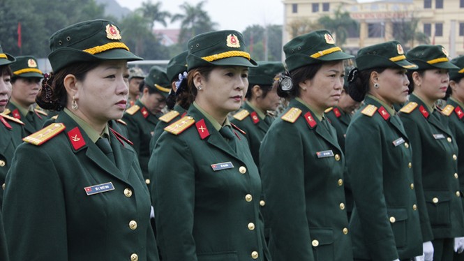 Trinh sát đặc nhiệm Quân khu 1 thi triển tuyệt kỹ - ảnh 1
