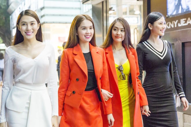 Ngọc Trinh cùng dàn chân dài tung tăng dạo phố Hong Kong - ảnh 7