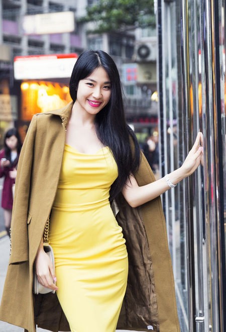 Ngọc Trinh cùng dàn chân dài tung tăng dạo phố Hong Kong - ảnh 9