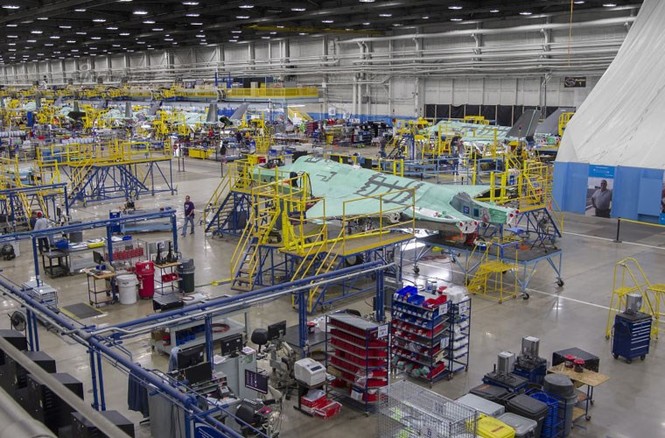 Bên trong nhà máy chế tạo siêu tiêm kích F-35A cho Na Uy - ảnh 2