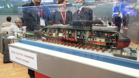 Lộ diện các tàu chiến mới nhất của Hải quân Nga tại IMDS 2015 - ảnh 7