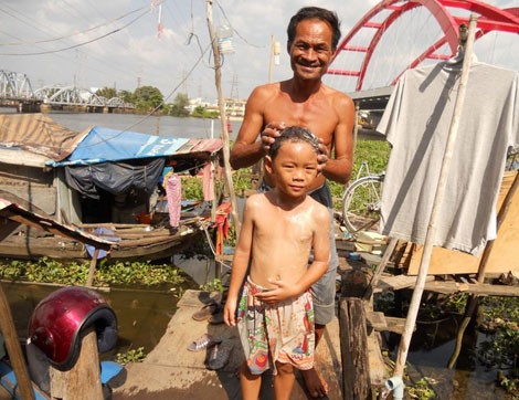 40 năm 'cướp thức ăn' của Hà Bá trên sông Sài Gòn - ảnh 1