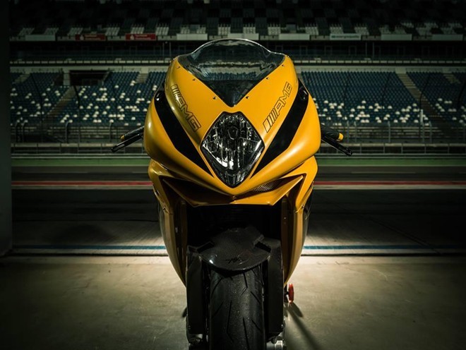 MV Agusta F3 800 - Hàng độc lấy cảm hứng siêu xe Mercedes - ảnh 4