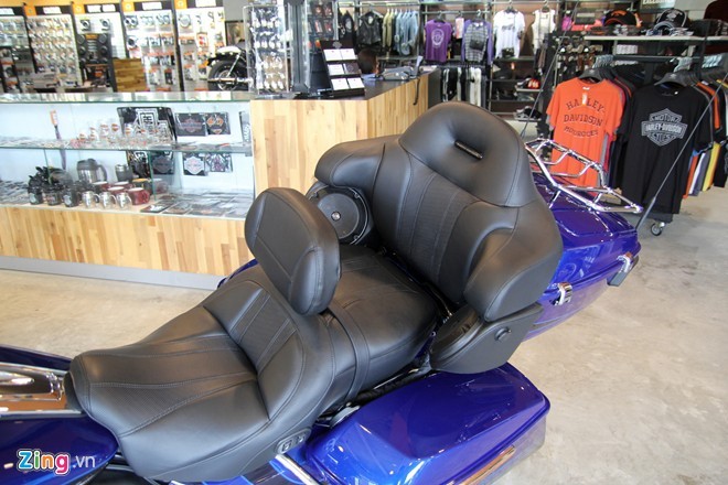 Chi tiết Harley-Davidson CVO Road Glide giá gần 2 tỷ - ảnh 5
