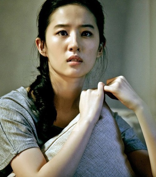 Lộ cảnh nóng của Lưu Diệc Phi và Seung Hun - ảnh 3