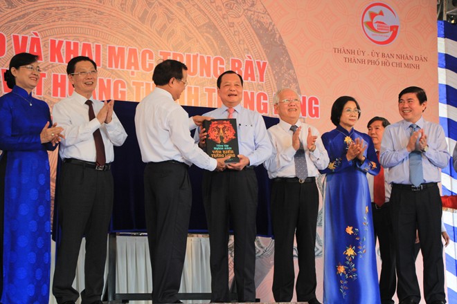 Trưng bày hiện vật Hoàng thành Thăng Long tại TPHCM - ảnh 3