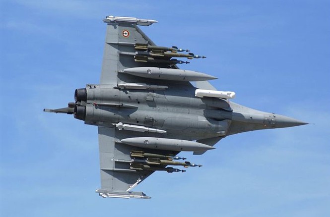 Điểm danh máy bay Pháp tham gia không kích IS ở Syria - ảnh 3