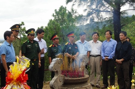 Dâng hương tưởng nhớ Đại tướng Võ Nguyên Giáp - ảnh 3