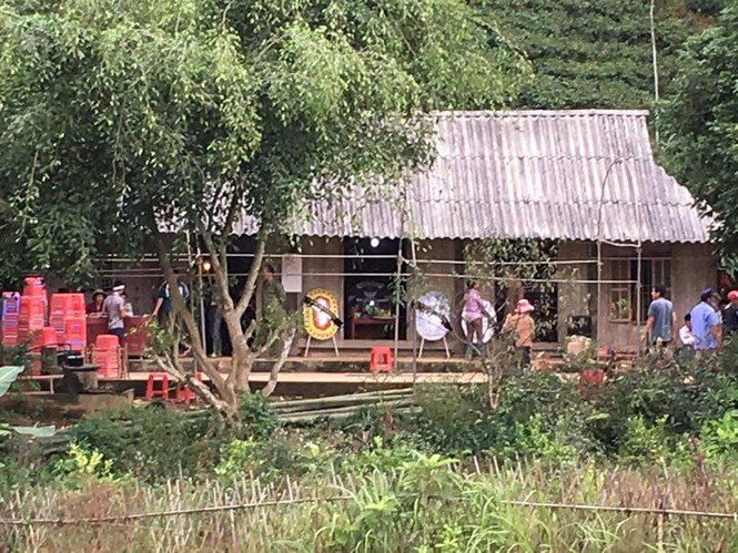 Thảm án Yên Bái: Người vợ chết lặng từ phương xa - ảnh 1