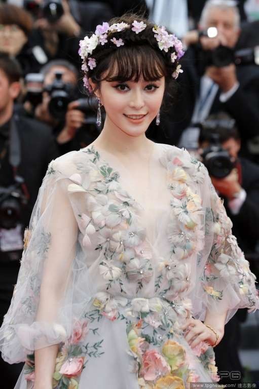 Angelababy dẫn đầu top 30 nhan sắc đẹp nhất làng giải trí châu Á - ảnh 11