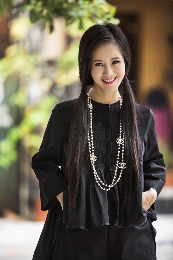 Hồng Nhung: 'Hồi 25 tuổi tôi điên loạn, cáu kỉnh' - ảnh 1