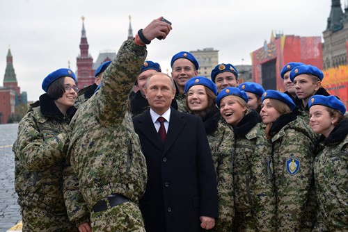Ông Putin – Tổng tư lệnh tối cao của nước Nga - ảnh 1