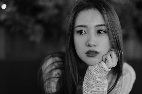 Vẻ đẹp ngọt ngào của 'hot girl trà sữa' Jun Vũ - ảnh 15