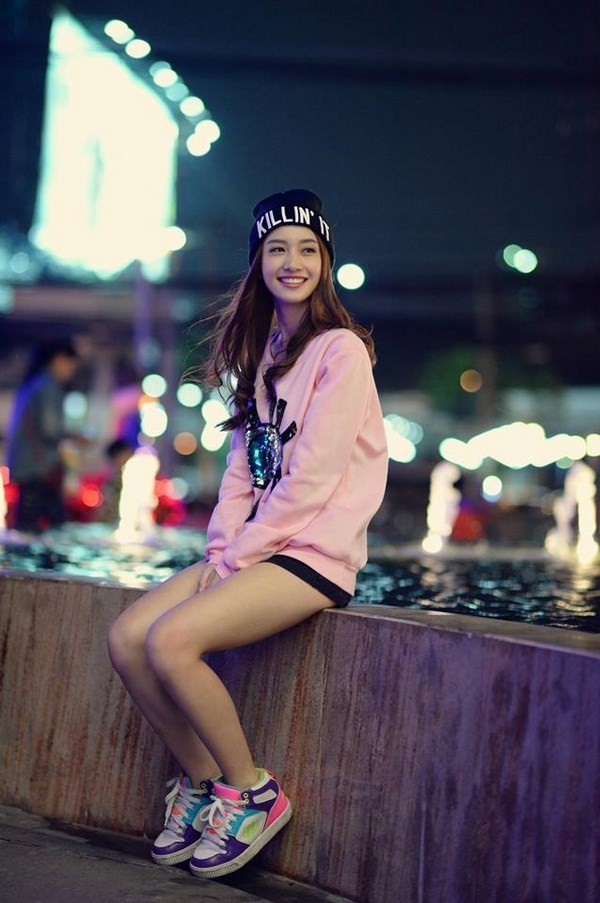 Vẻ đẹp ngọt ngào của 'hot girl trà sữa' Jun Vũ - ảnh 8