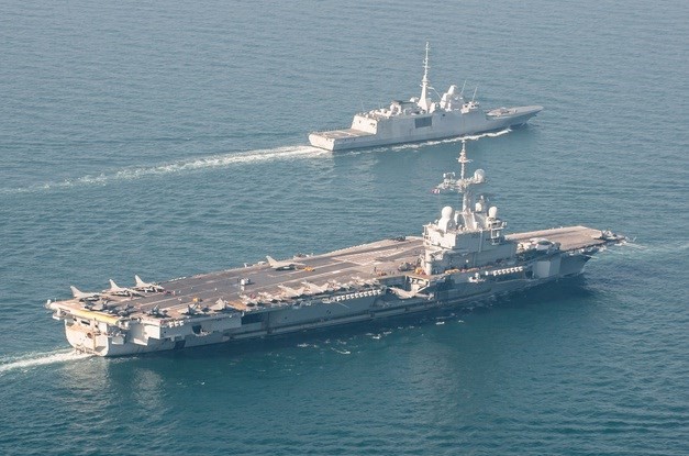 Mục kích tàu sân bay Pháp giương oai ở vùng Vịnh - ảnh 6