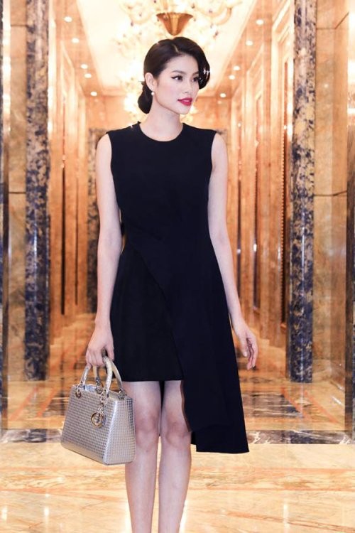 Phạm Hương, tay chơi mới ở 'cuộc đua hàng hiệu' showbiz Việt - ảnh 3