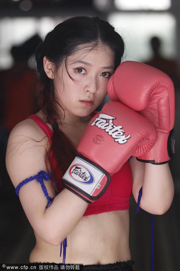 Nhan sắc vạn người mê của 'hot girl Muay Thai' Hong Kong - ảnh 10