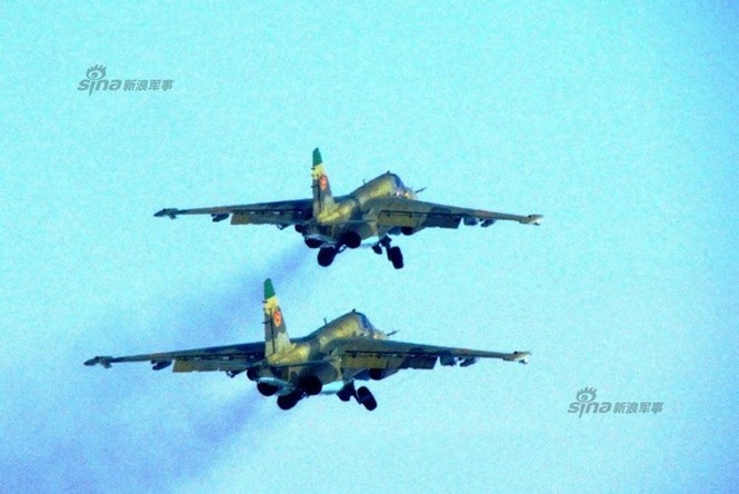 Cận cảnh quân đội Kazakhstan tập trận khoe sức mạnh - ảnh 7
