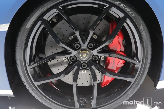 Mê mẩn với 'siêu xe không gian' Lamborghini Huracan Avio - ảnh 9