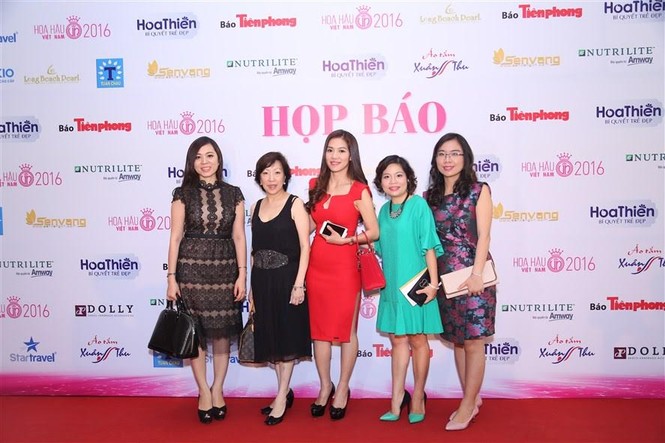 Mỹ nhân hội ngộ tại họp báo Hoa hậu Việt Nam 2016 - ảnh 1