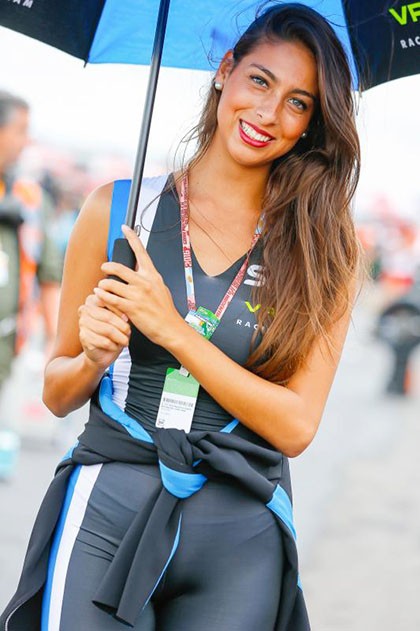Mỹ nhân Argentina rực lửa trên đường đua MotoGP 2016 - ảnh 1