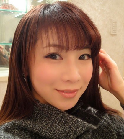 Bà mẹ Nhật 48 tuổi trẻ như gái đôi mươi - ảnh 2
