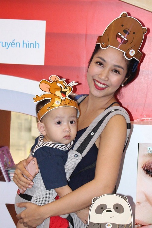 Hiền Thục, Ốc Thanh Vân vui đùa cùng các em nhỏ - ảnh 6