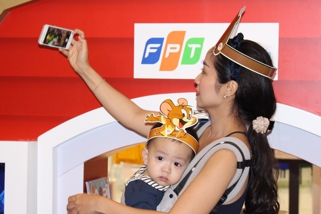 Hiền Thục, Ốc Thanh Vân vui đùa cùng các em nhỏ - ảnh 7