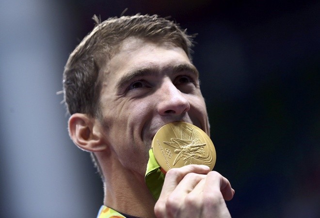 Ngày chia tay Olympic đẫm nước mắt của Phelps - ảnh 2