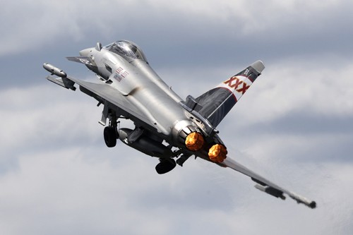 Tranh cãi về khả năng không chiến của tiêm kích F-35 - ảnh 1