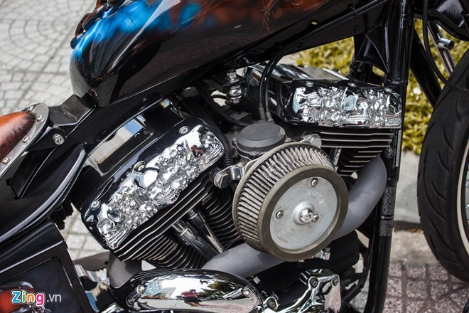 Tròn mắt trước Harley-Davidson độ phong cách Halloween - ảnh 10