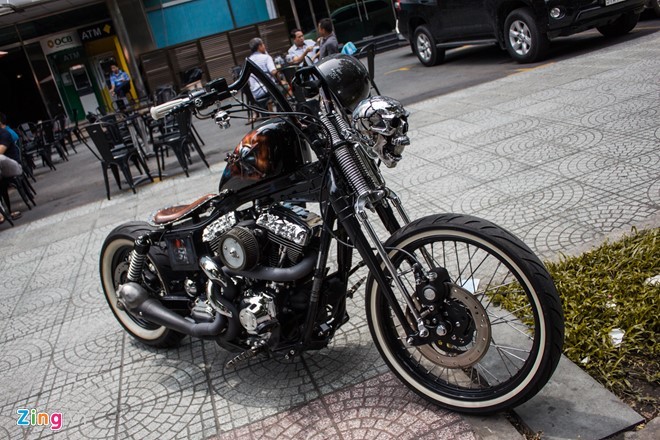 Tròn mắt trước Harley-Davidson độ phong cách Halloween - ảnh 3