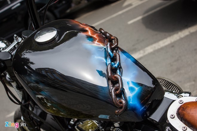 Tròn mắt trước Harley-Davidson độ phong cách Halloween - ảnh 6