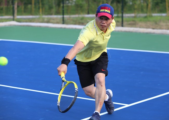 Sôi nổi giải quần vợt báo Tiền Phong - ảnh 14