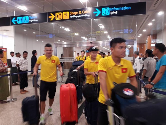Những hình ảnh đầu tiên của tuyển Việt Nam tại Myanmar - ảnh 4