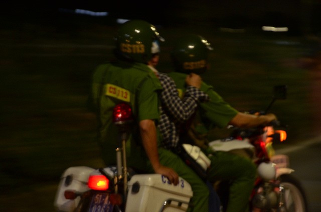 Đập tan kế hoạch 'bão đêm' của quái xế Sài Gòn - ảnh 4