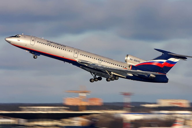 Nhìn gần loại máy bay Tu-154 vừa gặp nạn ở Nga - ảnh 6