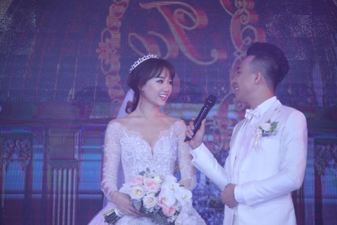 Ba bộ cưới lộng lẫy của cô dâu Hari Won - ảnh 8