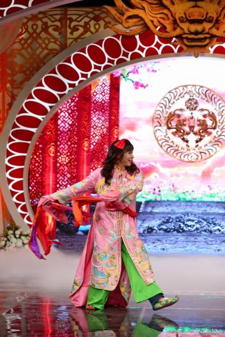 'Bật mí' về trang phục của 'cô Đẩu' trong Táo quân 2017 - ảnh 3