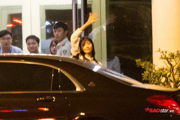 YoonA (SNSD) không khiến fan Việt thất vọng khi chờ đến nửa đêm - ảnh 9