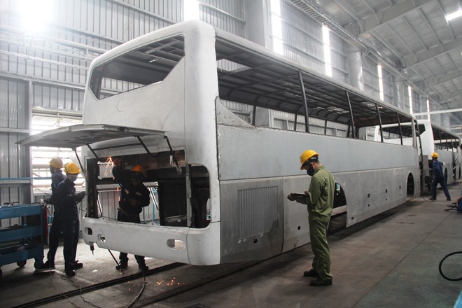Nhà máy Thaco Bus hoạt động trở lại - ảnh 1