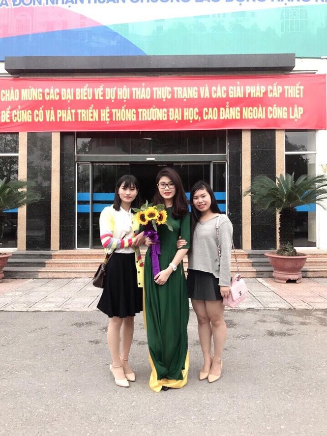 Nữ cử nhân xinh đẹp tình nguyện nhập ngũ - ảnh 8