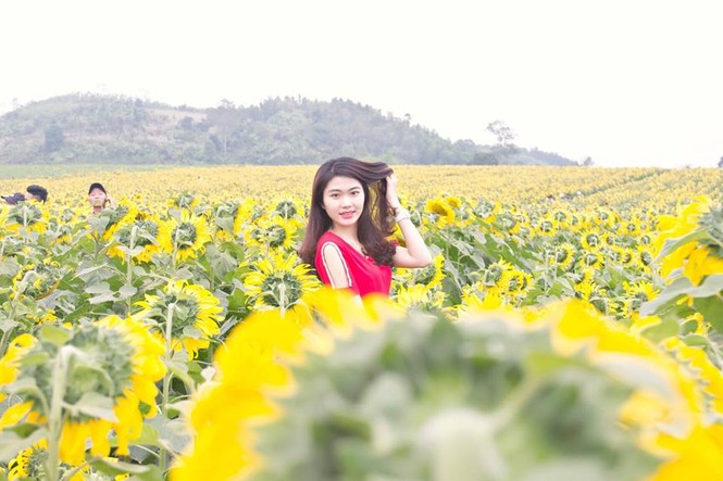 Nữ cử nhân xinh đẹp tình nguyện nhập ngũ - ảnh 3