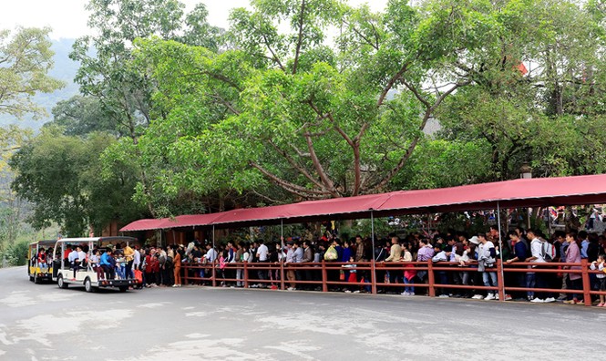 Trên 600 nghìn lượt khách hành hương về miền địa linh Tây Thiên - ảnh 2