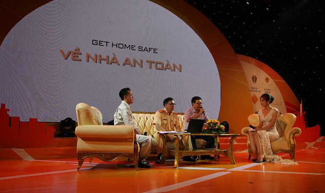 3.000 người tham gia ngày hội 'Về nhà an toàn' - ảnh 1