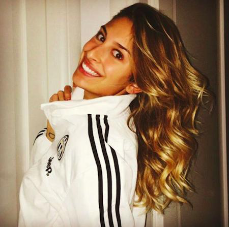 Con gái HLV Juventus gây sốt với bikini nóng bỏng - ảnh 6