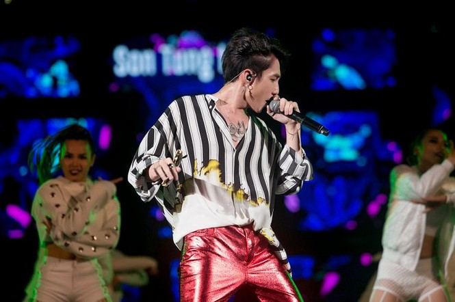 Sơn Tùng M-TP được Bi Rain vỗ vai, bắt tay đầy thân mật - ảnh 6